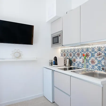 Gasthuis Lisbon Studios 3*