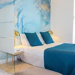 Guest house Lisbon Studios 3*
