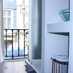 Lisbon Studios Guest house 3*