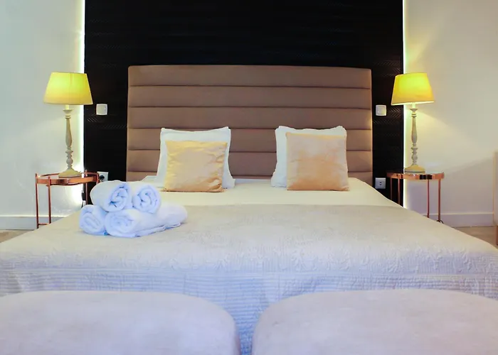 Lisbon Studios 3*