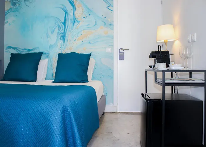 Lisbon Studios 3*