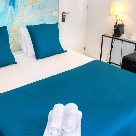 Lisbon Studios بيت ضيافة