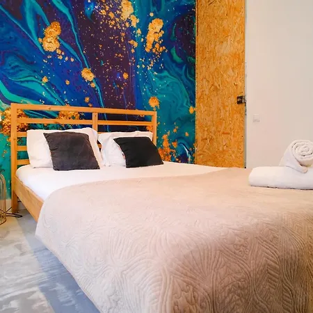 Lisbon Studios Гостевой дом