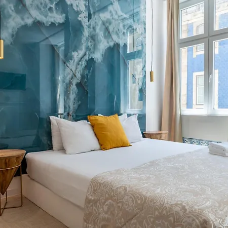 Lisbon Studios Penzion 3*