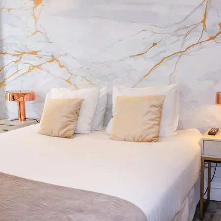 Lisbon Studios 3*